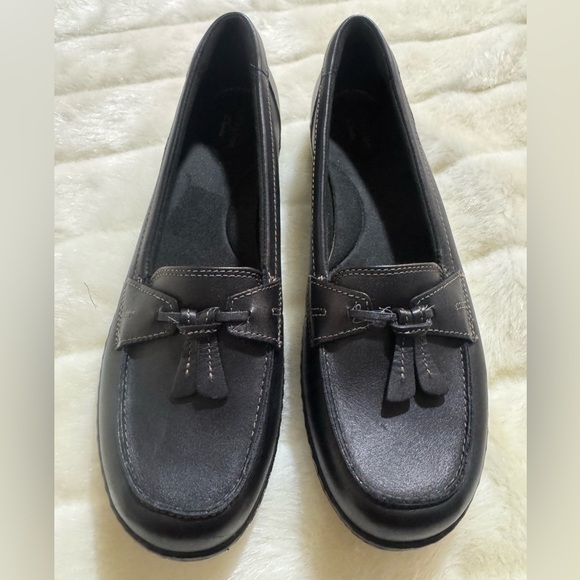 Clarks Black Leather Loafers for Women - Picture 11 of 12